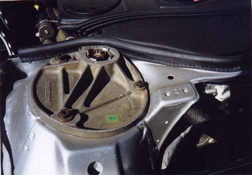 DTM V8 Front Strut Plate Details